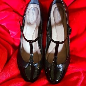 Giani Bernni Mary Jane Pumps